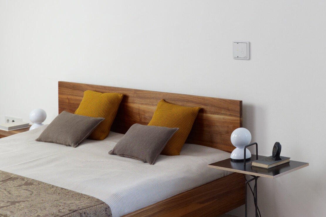 Zehnder_CSY_CO2-sensor-C67_bedroom Rendering Comfortable indoor ventilation